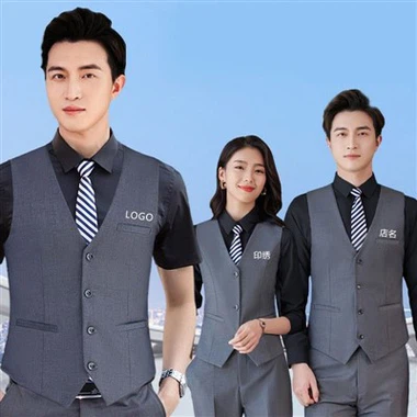 พนักงานโรงแรม พนักงานต้อนรับ พนักงานต้อนรับส่วนหน้า ชุดยูนิฟอร์ม